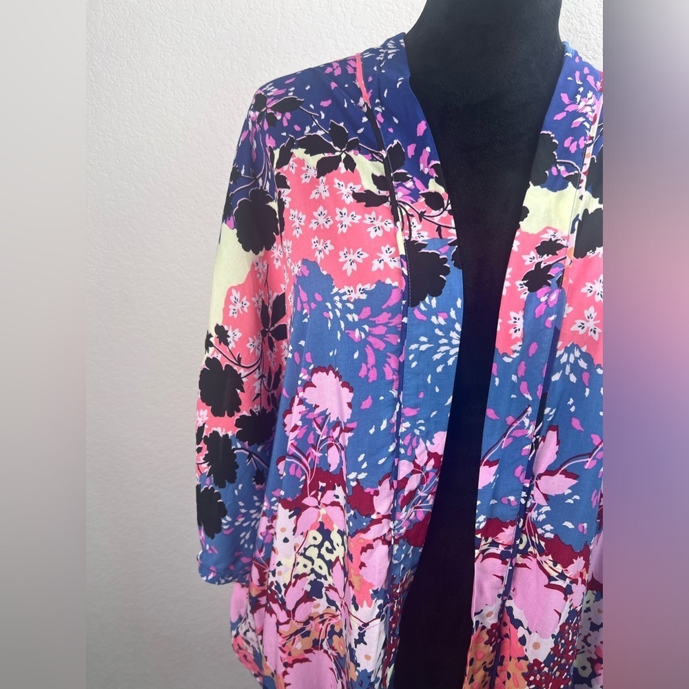 NWT: Victoria's Secret Flora; Kimono Bath Robe Open Front size XS-L - Picture 2 of 8